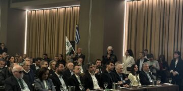 Διαμαντόπουλου και Μαρκογιαννάκη στο νέο Πολιτικό Συμβούλιο του ΠΑΣΟΚ