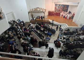 Κατάμεστο το αμφιθέατρο Ποντοκώμης σε εκδήλωση στήριξης για τη BPAN