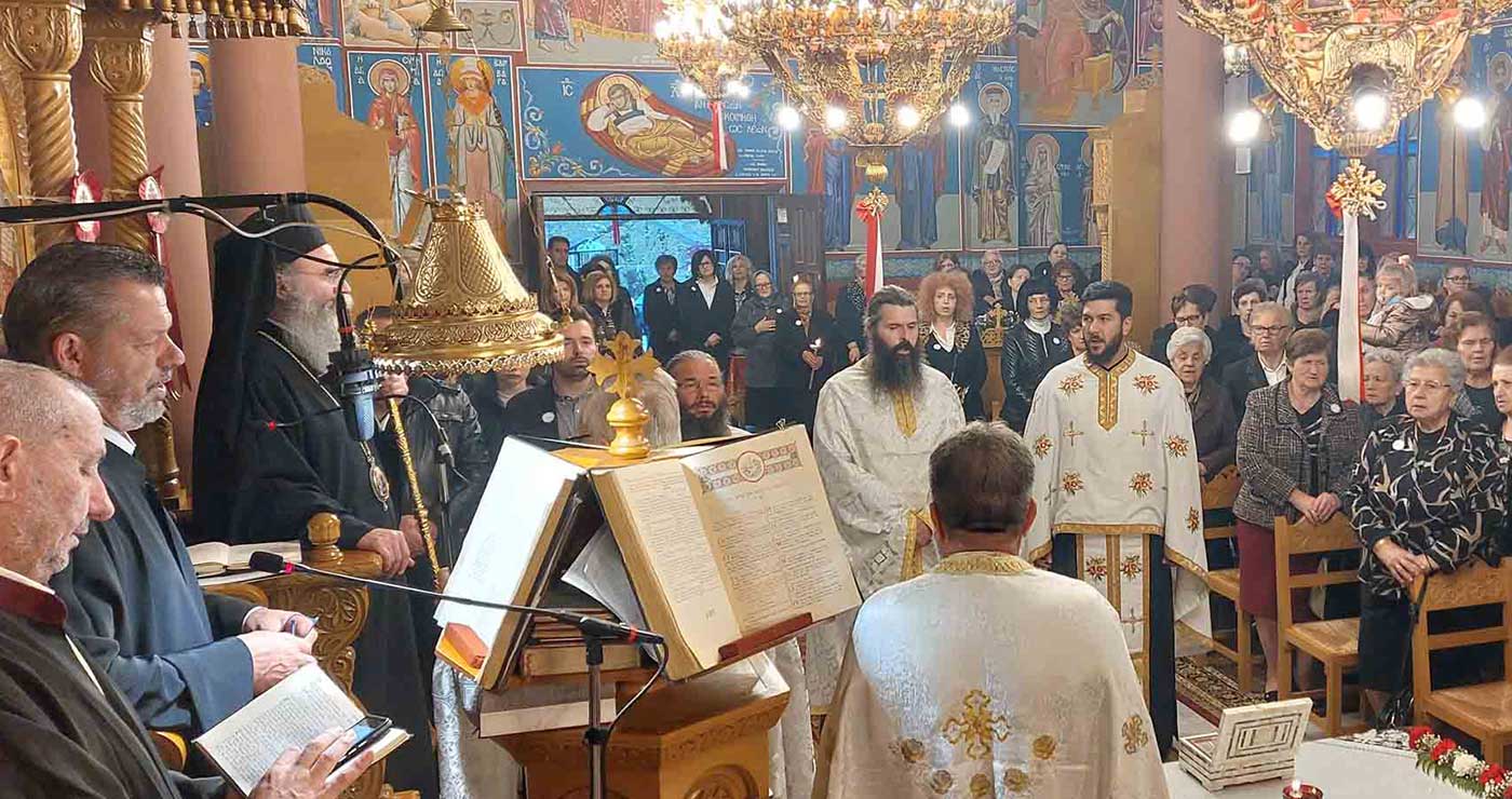 Υποδοχή ι. λειψάνου του Αγίου Ραφαήλ στον πανηγυρίζοντα Ι. Ναό των Αγίων Ραφαήλ, Νικολάου, Ειρήνης στην Καστανιά Σερβίων