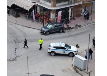 Σοβαρό τροχαίο στη Φλώρινα – ΙΧ συγκρούστηκε 3 επιβατηγά αυτοκίνητα (Βίντεο)