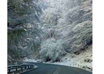 Χιονισμένες εικόνες στο δρόμο Φλώρινα – Βίγλα – Πισοδέρι – Πρέσπες