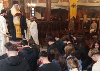 Βελβεντό: Με τη συμμετοχή μαθητών η Αρχιερατική Παράκληση από τον Θεοφ. Επίσκοπο Αμφιπόλεως κ. Χριστοφόρο (του παπαδάσκαλου Κωνσταντίνου Ι. Κώστα)