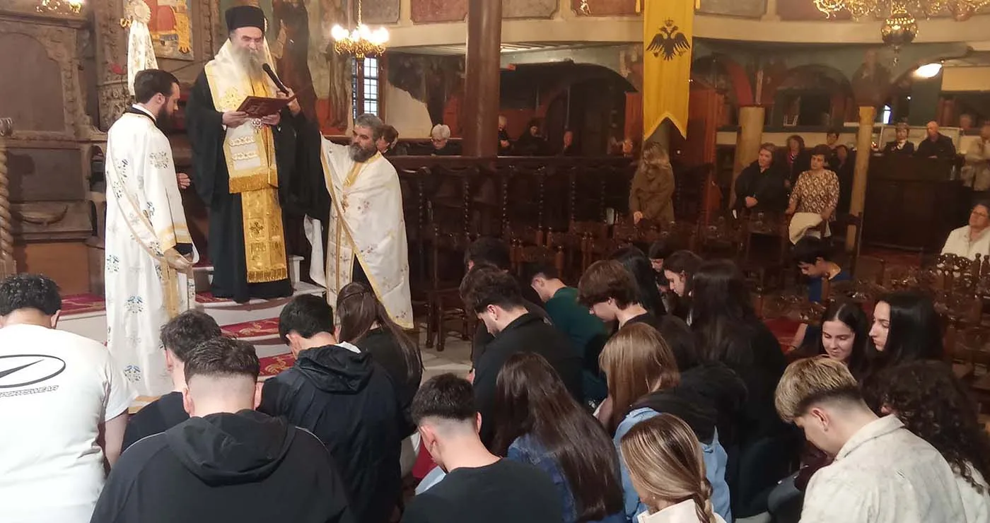 Βελβεντό: Με τη συμμετοχή μαθητών η Αρχιερατική Παράκληση από τον Θεοφ. Επίσκοπο Αμφιπόλεως κ. Χριστοφόρο (του παπαδάσκαλου Κωνσταντίνου Ι. Κώστα)