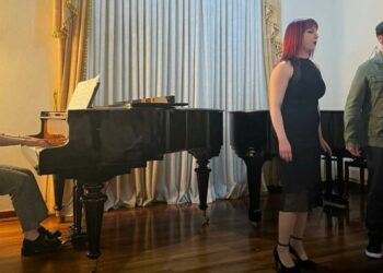 «Canzone Italiana» στο Δημοτικό Ωδείο Κοζάνης – Μια βραδιά γεμάτη έρωτα, πάθος και νοσταλγία (Φωτογραφίες)