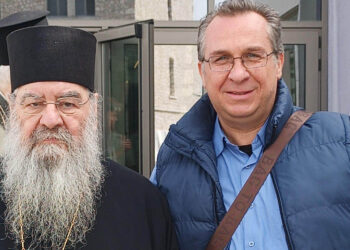 Συνάντηση του Καθηγητή Οικονομίας & Νέων Τεχνολογιών Μάριου Παπαευσταθίου με τον Σεβασμιώτατο Μητροπολίτη Λεμεσού κ.κ. Αθανάσιο στην Σχολή Μονίμων Υπαξιωματικών