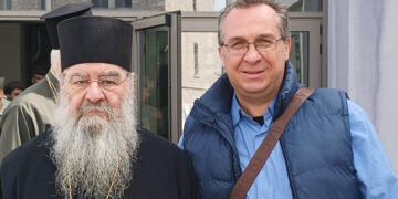 Συνάντηση του Καθηγητή Οικονομίας & Νέων Τεχνολογιών Μάριου Παπαευσταθίου με τον Σεβασμιώτατο Μητροπολίτη Λεμεσού κ.κ. Αθανάσιο στην Σχολή Μονίμων Υπαξιωματικών