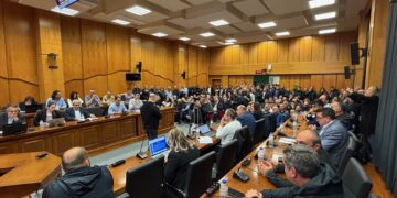 Η Δυτική Μακεδονία αποχαιρετά το λιγνίτη- Δεκάδες πολίτες και φορείς στη συνεδρίαση του Περιφερειακού Συμβουλίου