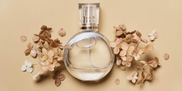 Οι fragrance τάσεις που κυριαρχούν φέτος στα αρώματα τύπου