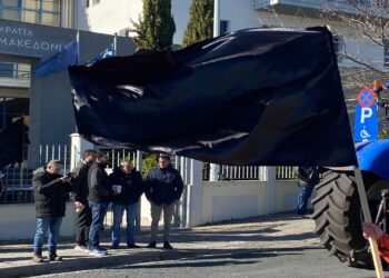 Δυτική Μακεδονία: Αγρότες και κτηνοτρόφοι βγαίνουν ξανά στον δρόμο με τα αγροτικά τους μηχανήματα