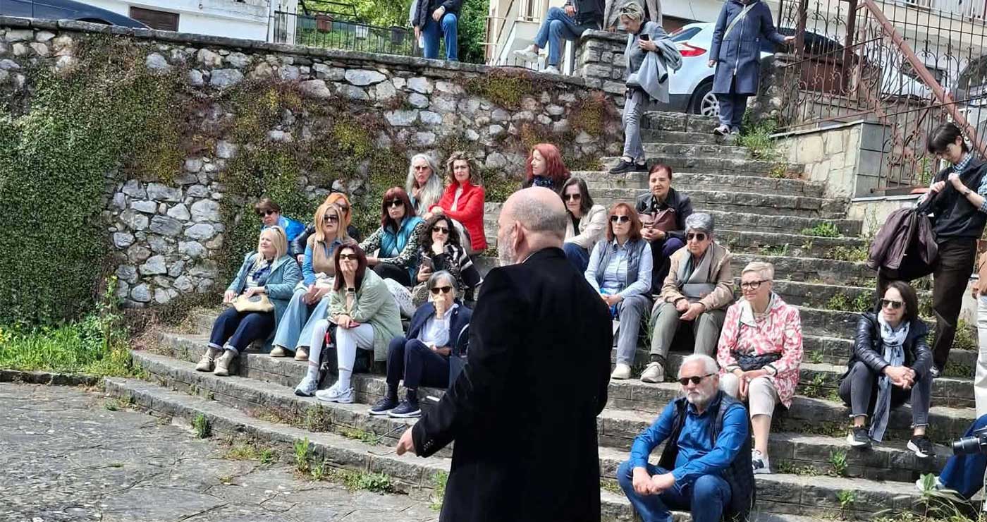 Το Βιβλιοτεχνείο ταξίδεψε από την Πτολεμαΐδα στην Καστοριά