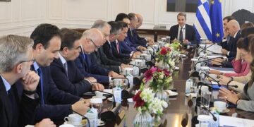 Ταμείο Ανάκαμψης: Η «χρυσή» ανάσα της οικονομίας -24,6 δισ. ευρώ αλλάζουν τον χάρτη σε ενέργεια, στέγαση και Κτηματολόγιο