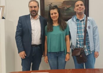 Τρεις νέοι υπάλληλοι ορκίζονται στο γραφείο του Δημάρχου Φλώρινας, ενισχύοντας τις υπηρεσίες του Δήμος Φλώρινας.