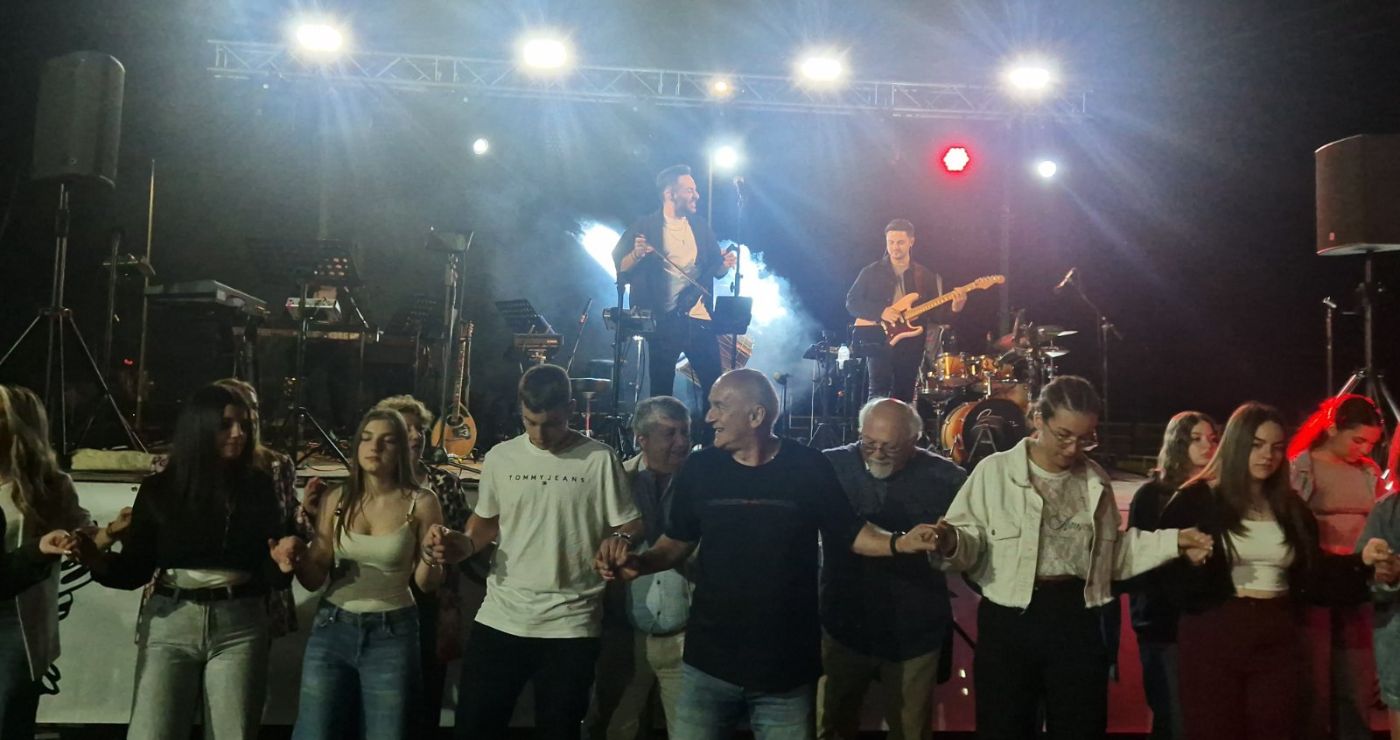 Αγέρης, Βελισσάρης, Τσαΐδου και Καλλιώνης ξεσήκωσαν τα Σέρβια Κοζάνης– Γλέντι μέχρι αργά(Φωτογραφίες & Βίντεο)
