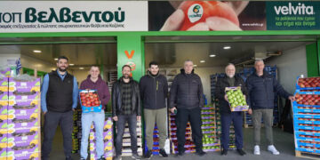 Τα ροδάκινα Velvita του Βελβεντού ετοιμάζονται για την αγορά της Αθήνας