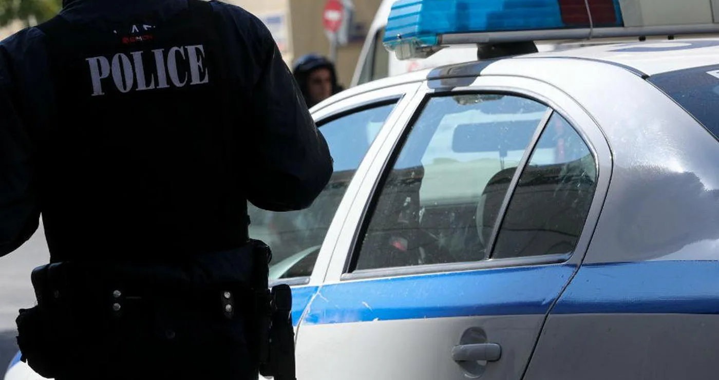 Πτολεμαΐδα: Χαρτομάντης του διαδικτύου διάβαζε… τσέπες αντί για τα χαρτιά – 41χρονος έχασε 4.700€ από “συνομιλίες”