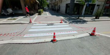 Ξεκίνησε η συντήρηση των διαβάσεων στο Παλιό Πάρκο Πτολεμαΐδας – Παρεμβάσεις σε όλο το κέντρο τις προσεχείς ημέρες (ρεπορτάζ της Κούλας Πουλασιχίδου)
