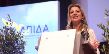 Καρυστιανού κατά κυβέρνησης για απολιγνιτοποίηση: «Ενεργειακό έγκλημα» στη Δυτική Μακεδονία