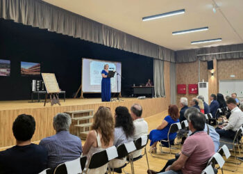Συγκίνηση στα Σέρβια για τα 50 χρόνια του Λυκείου και τα εγκαίνια της νέας αίθουσας