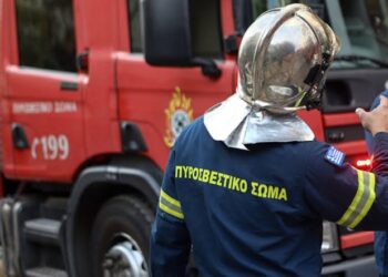 Ανατολή Κοζάνης: Υπό μερικό έλεγχο η μεγάλη πυρκαγιά – Ισχυρή πυροσβεστική δύναμη στο σημείο – Περίπου 134 στρέμματα καμένη έκταση