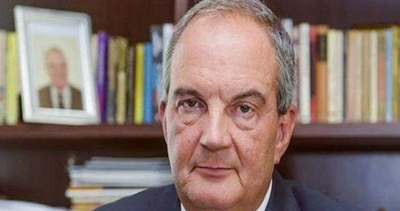 Η ομιλία και τα μηνύματα του Κώστα Καραμανλή στους απόφοιτους του Αριστοτέλειου Κολεγίου Θεσσαλονίκης – Γράφει ο Μιχάλης Ραμπίδης