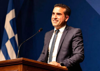 Επιλέγω τα επιχειρήματα, όχι τις προσβολές – Γράφει ο Χάρης Κάτανας