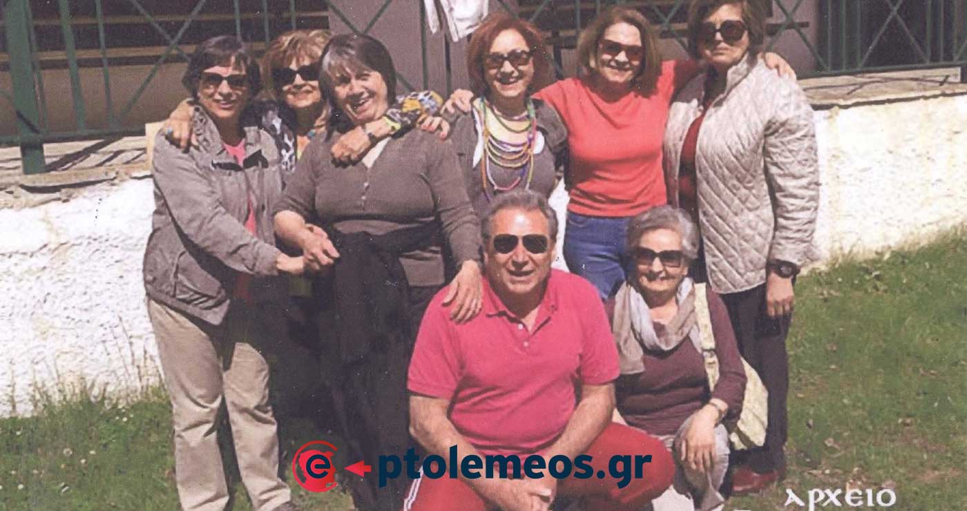 Μια υπέροχη παρέα εύθυμων… κοριτσιών σε αναμνηστική ευκαιριακή φώτο  – Από τη στήλη του Γ. Καζαντζή στον ΠΑΛΜΟ