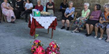 Κλεισούρα: Στην κεντρική πλατεία ο εορτασμός του Κλήδονα λόγω …αρκούδων! (βίντεο)