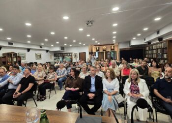 Ο Αμυνταιώτης συγγραφέας Βαγγέλης Νάστος παρουσίασε το νέο του βιβλίο «Είναι Έγκλημα Χημ…ΙΟΥ» στη Θεσσαλονίκη