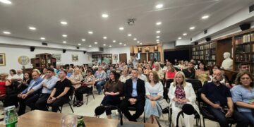 Ο Αμυνταιώτης συγγραφέας Βαγγέλης Νάστος παρουσίασε το νέο του βιβλίο «Είναι Έγκλημα Χημ…ΙΟΥ» στη Θεσσαλονίκη