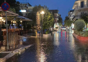 Σφοδρή καταιγίδα με χαλάζι «χτύπησε» την Πτολεμαΐδα – Πλημμύρισαν υπόγεια, σε επιφυλακή ο Δήμος Εορδαίας και η Πυροσβεστική (Ρεπορτάζ της Κούλας Πουλασιχίδου)