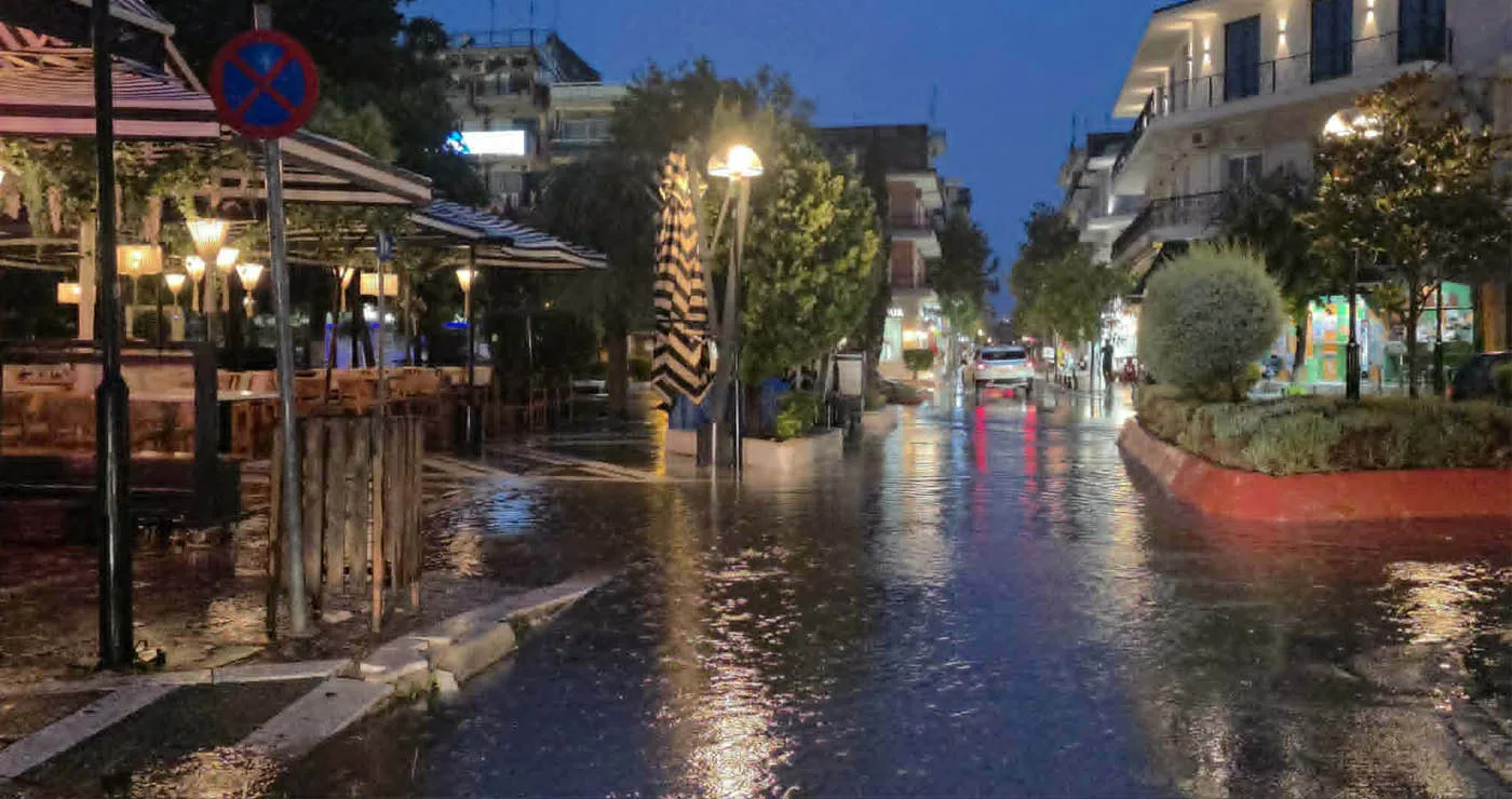 Σφοδρή καταιγίδα με χαλάζι «χτύπησε» την Πτολεμαΐδα – Πλημμύρισαν υπόγεια, σε επιφυλακή ο Δήμος Εορδαίας και η Πυροσβεστική (Ρεπορτάζ της Κούλας Πουλασιχίδου)