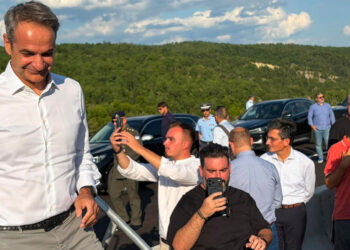 E65-τώρα: Παρουσία του Πρωθυπουργού τα εγκαίνια (φωτογραφίες)