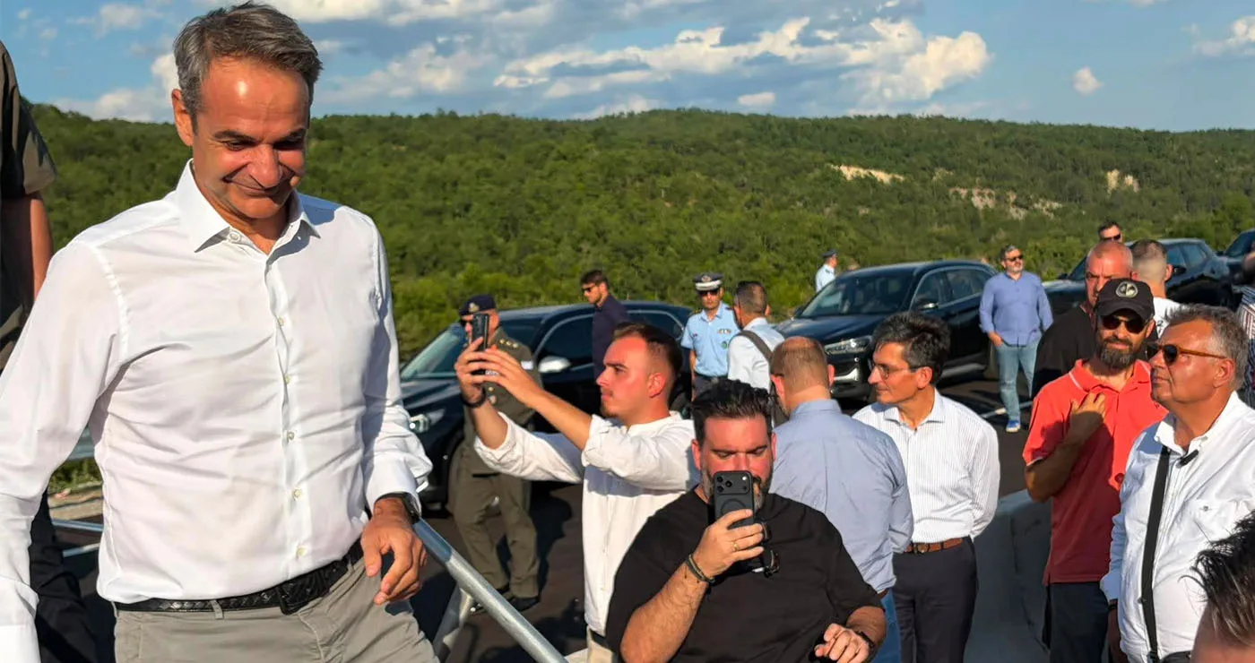 E65-τώρα: Παρουσία του Πρωθυπουργού τα εγκαίνια (φωτογραφίες)