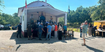 Προάστιο: Ιερά Πανήγυρη στο εξωκλήσι του Αγίου Παντελεήμονα