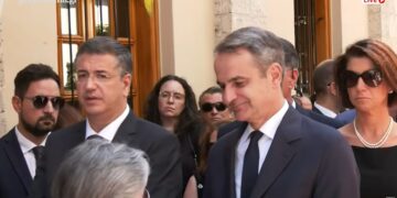Η Αλεξία Μπακογιάννη στο τελευταίο «αντίο» της Βάγιας Νέστορα