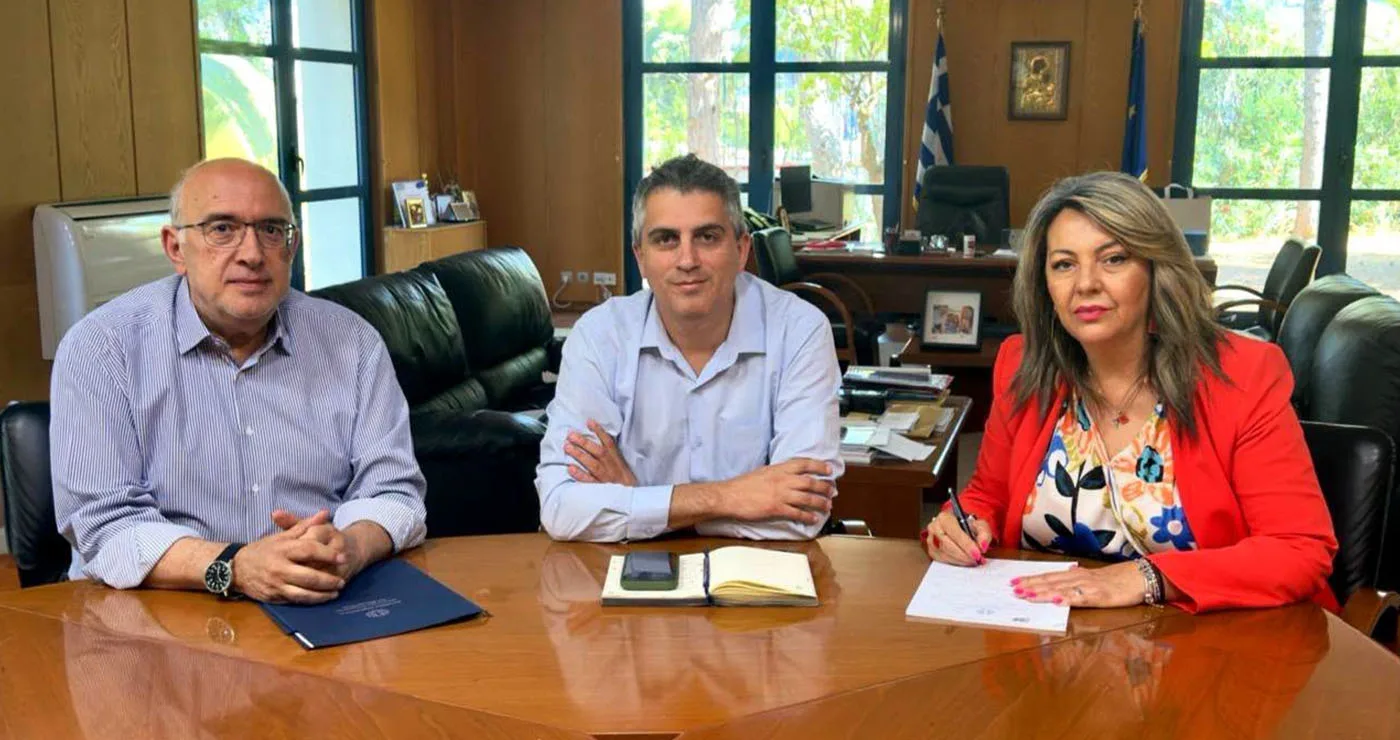Αλλαγές στα αεροπορικά δρομολόγια Κοζάνης και Καστοριάς από τον Σεπτέμβριο – Συνάντηση των Μ. Αντωνίου και Μ. Παπαδόπουλου με τον Χρίστο Δήμα