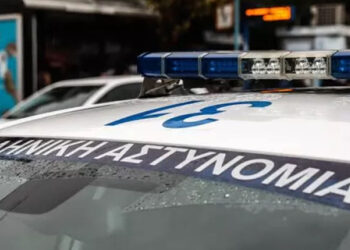 Εικόνες ντροπής στη Θεσσαλονίκη: Παιδιά 4 και 6 ετών αδέλφια ζούσαν σε σπίτι γεμάτο ακαθαρσίες