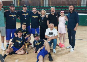 ΠΡΩΤΑΘΛΗΤΡΙΑ η ομάδα μπάσκετ του Συλλόγου Δημοτικών Υπαλλήλων Π.Ε. Κοζάνης kozaNBA