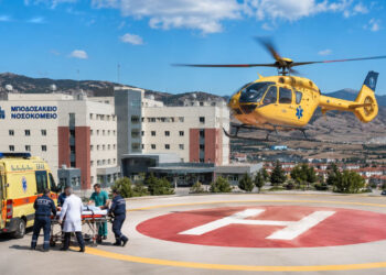 Κλιμάκιο της Αεροπορίας στο Μποδοσάκειο Νοσοκομείο για το ελικοδρόμιο