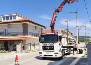 Περδίκκας Εορδαίας: Τους αλλάζουν τα φώτα! (φωτογραφίες)
