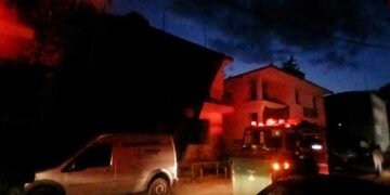 Φωτιά σημειώθηκε το βράδυ της Δευτέρας στην Πτολεμαΐδα – Άμεση επέμβαση της Πυροσβεστικής