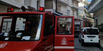 Φωτιά σε σπίτι στην Οδό Καμβουνίων στην Κοζάνη (φωτογραφίες)
