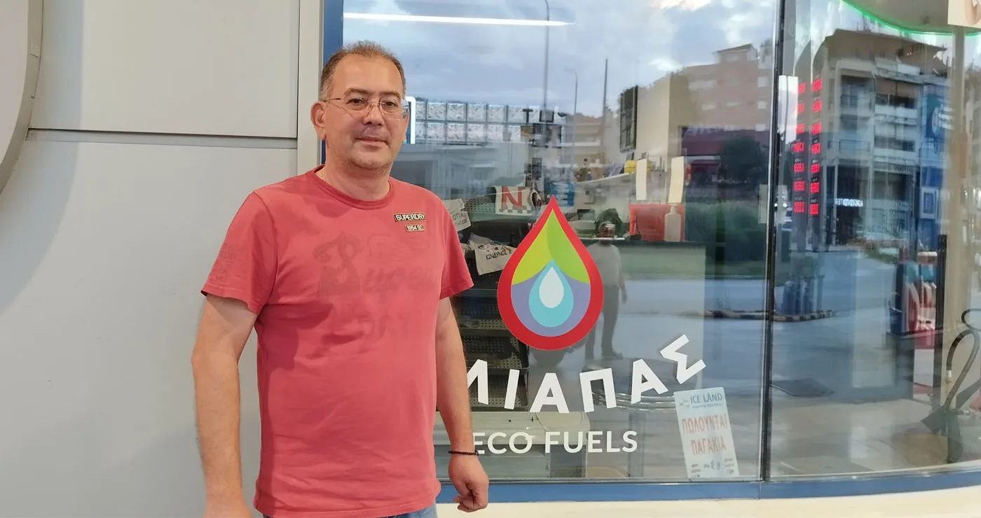 Γιάννης Χλιάπας: Μειωμένη η κίνηση στα πρατήρια βενζίνης φέτος το καλοκαίρι – Τι λένε οι πολίτες (βίντεο)
