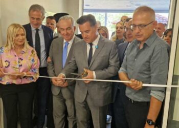 Γεωργιάδης από τα Σέρβια: «Ανακαινίσαμε πάνω από 150 Κέντρα Υγείας σε όλη την Ελλάδα» – Παπαθανάσης: «Το Ταμείο Ανάκαμψης στηρίζει τις υποδομές Υγείας σε όλη τη χώρα»