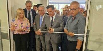 Γεωργιάδης από τα Σέρβια: «Ανακαινίσαμε πάνω από 150 Κέντρα Υγείας σε όλη την Ελλάδα» – Παπαθανάσης: «Το Ταμείο Ανάκαμψης στηρίζει τις υποδομές Υγείας σε όλη τη χώρα»