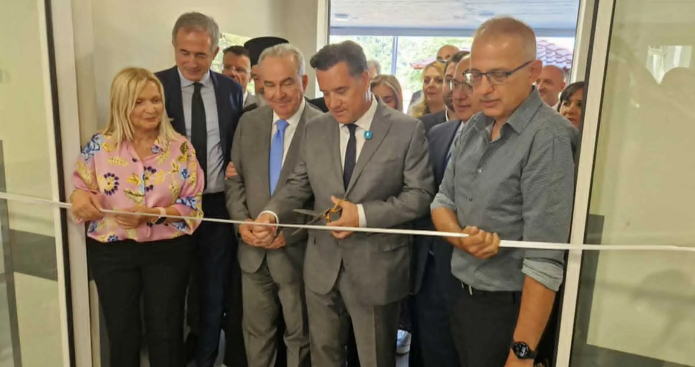 Γεωργιάδης από τα Σέρβια: «Ανακαινίσαμε πάνω από 150 Κέντρα Υγείας σε όλη την Ελλάδα» – Παπαθανάσης: «Το Ταμείο Ανάκαμψης στηρίζει τις υποδομές Υγείας σε όλη τη χώρα»