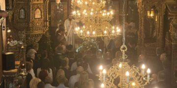 «Γιατί, γιατί, γιατί;» – Ο συγκλονιστικός επικήδειος του αδελφού της Βάγιας Νέστορα στην κηδεία της – «Το γνωρίζουμε ότι δολοφονήθηκες»