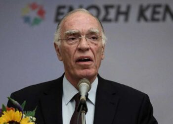 Πέθανε ο Βασίλης Λεβέντης στα 75 του χρόνια