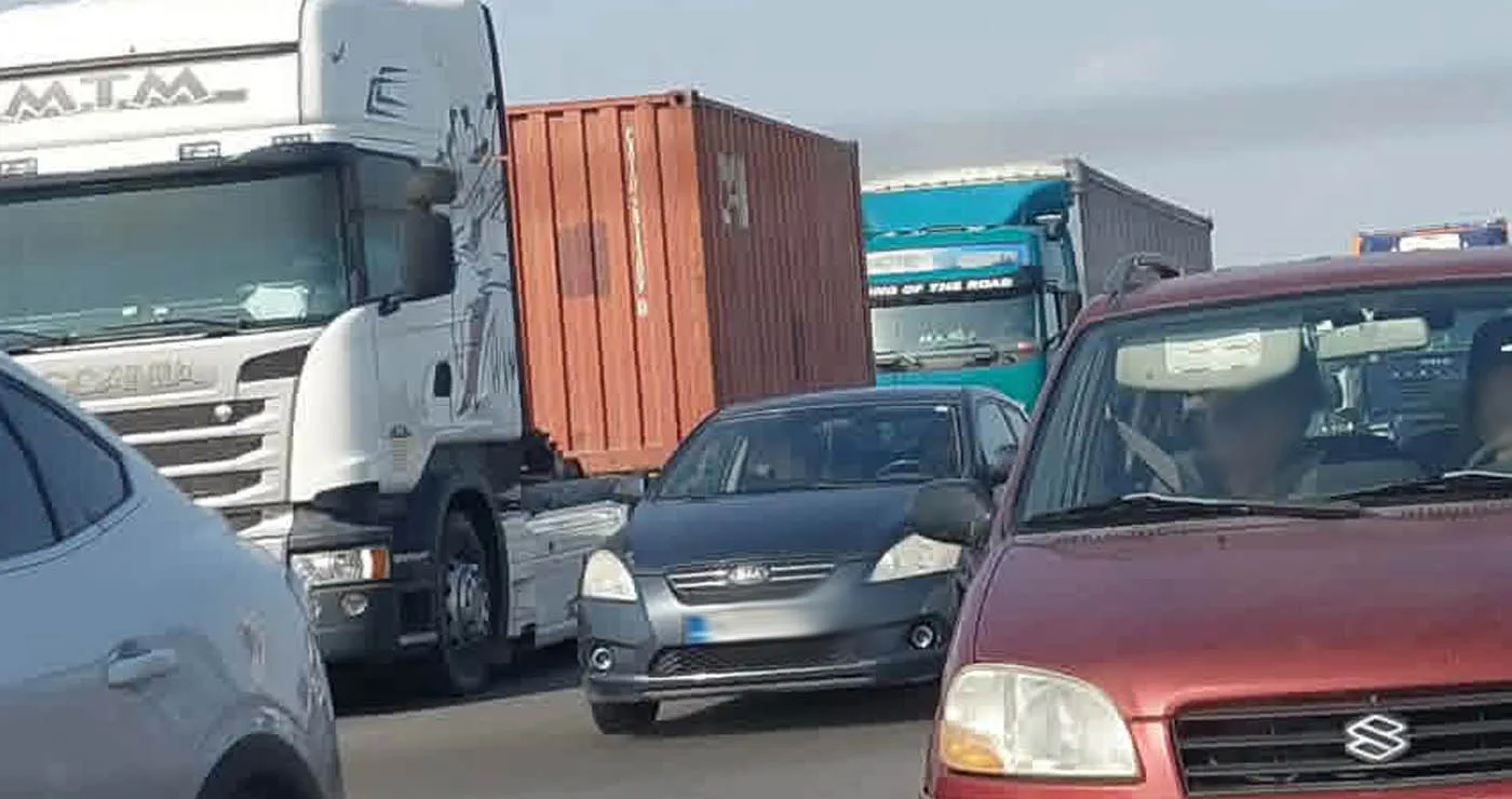 Πρωτοφανές μποτιλιάρισμα πολλών χιλιομέτρων στην Εγνατία Οδό! (Της Κούλας Πουλασιχίδου)