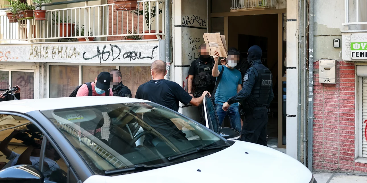 Πώς η χρήση μιας ομπρέλας οδήγησε στους δράστες της φονικής εμπρηστικής επίθεσης με θύμα τη Βάγια Νέστορα -Το παζλ της Αντιτρομοκρατικής